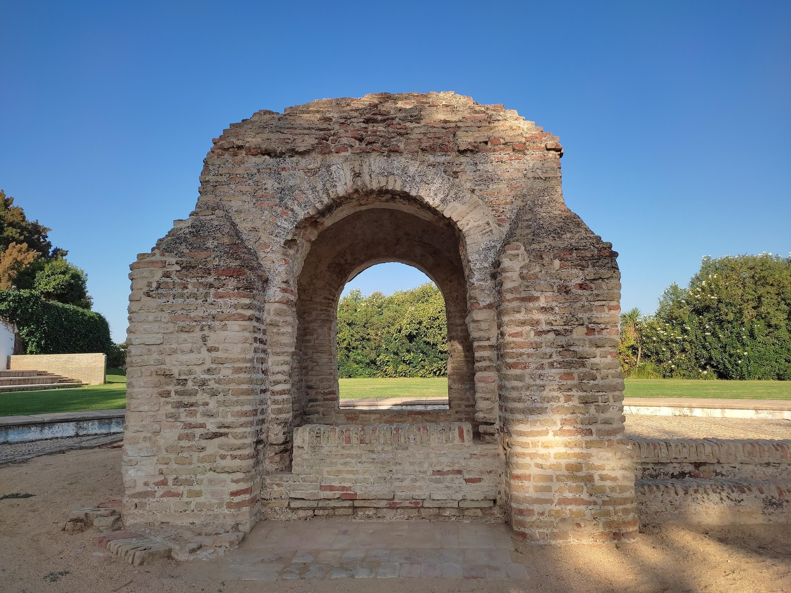 Restos de una fontanilla que Colón utilizó para proveer de agua a su flota en 1492.