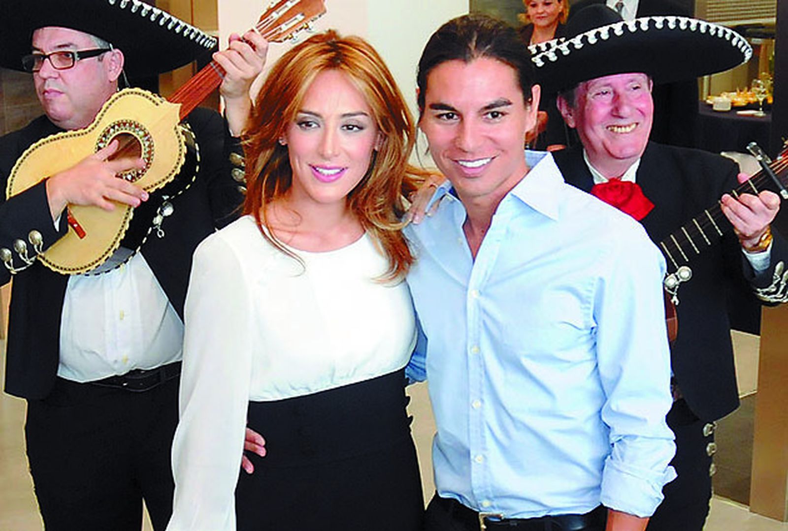 En 2008, con su hermano Julio José Iglesias en un acto de Porcelanosa