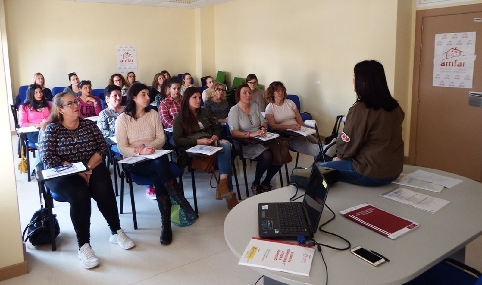 Asistentes al curso formativo que se desarrolla estos días en  Roquetas.