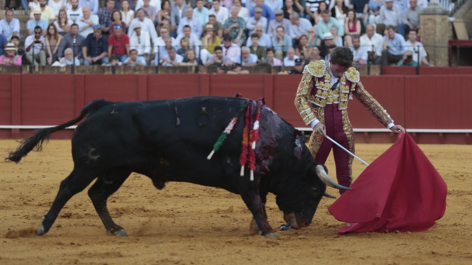 Las imágenes de la tercera de abono en La Maestranza