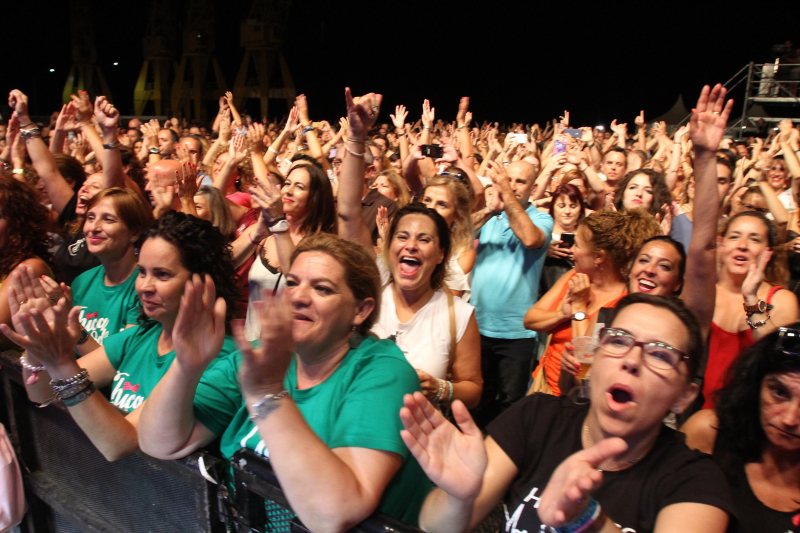 Imágenes del concierto de Hombres G en Huelva