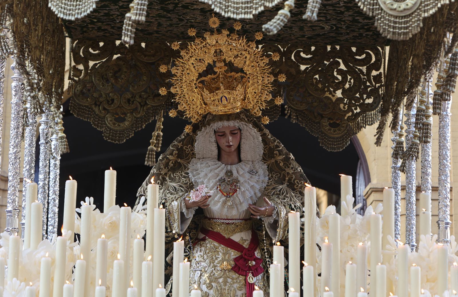 Salida extraordinaria de la Virgen de Gracia y Esperanza