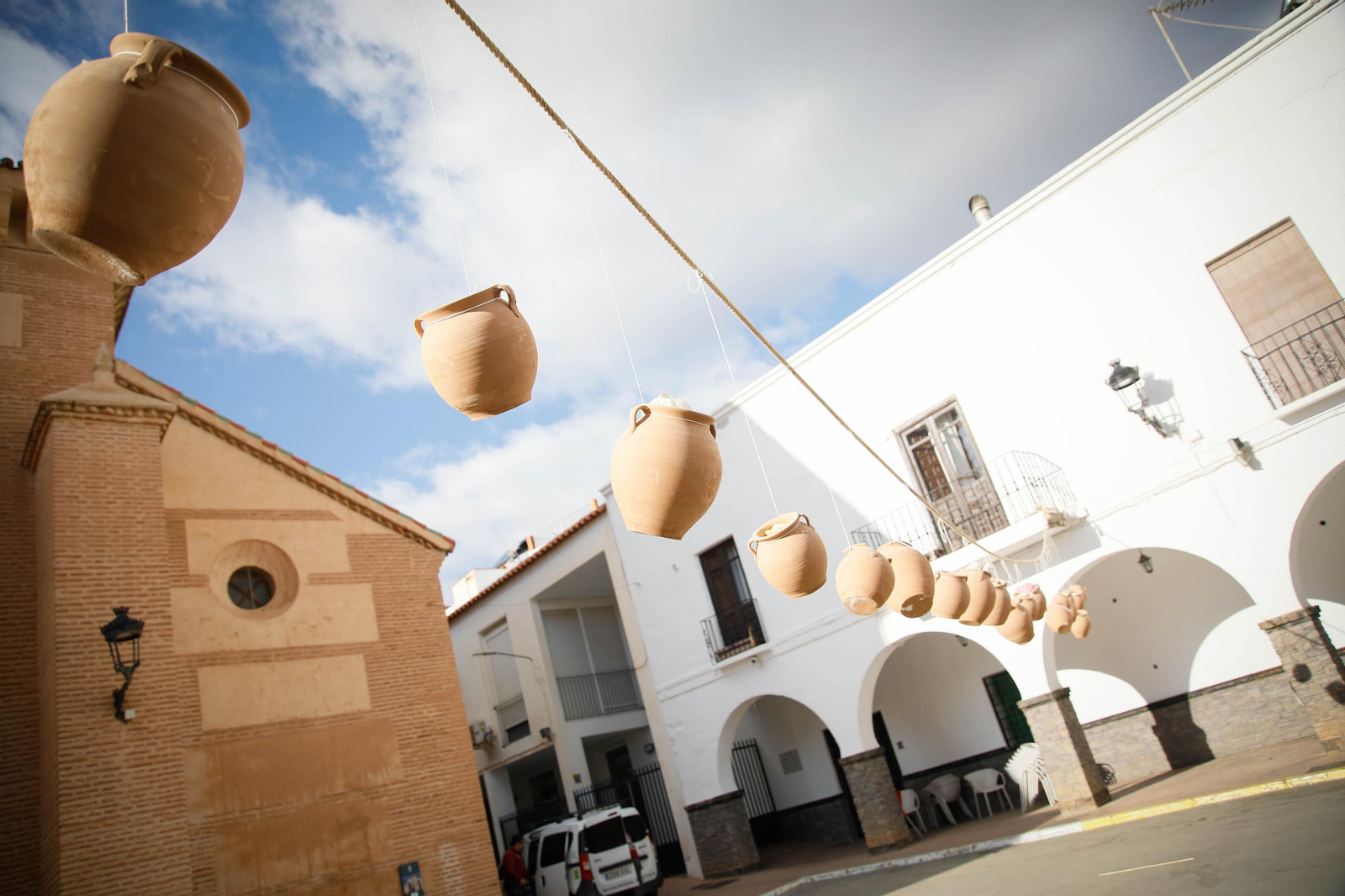 Las mejores imágenes del cierre de fiestas en Fiñana con "Las Ollas"