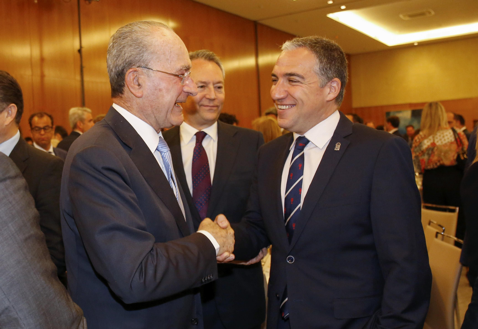 Las imágenes del foro joly con Elías Bendodo