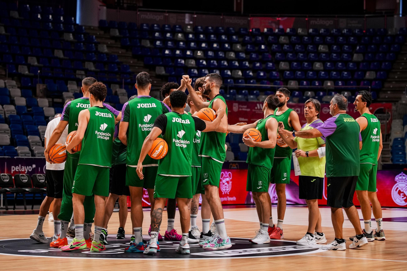El Unicaja trabaja en el Carpena con el descarte pendiente