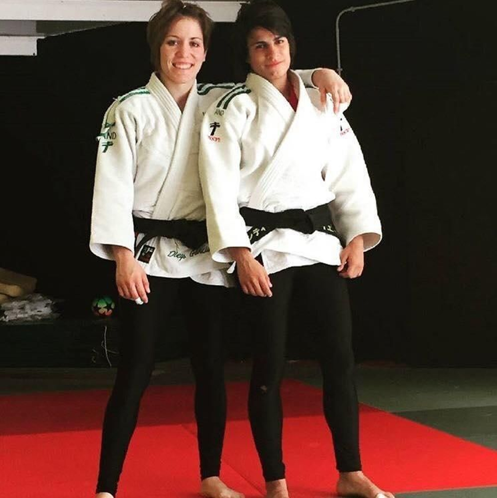 Almudena Gómez y Cinta García, judocas del TSV Huelva
