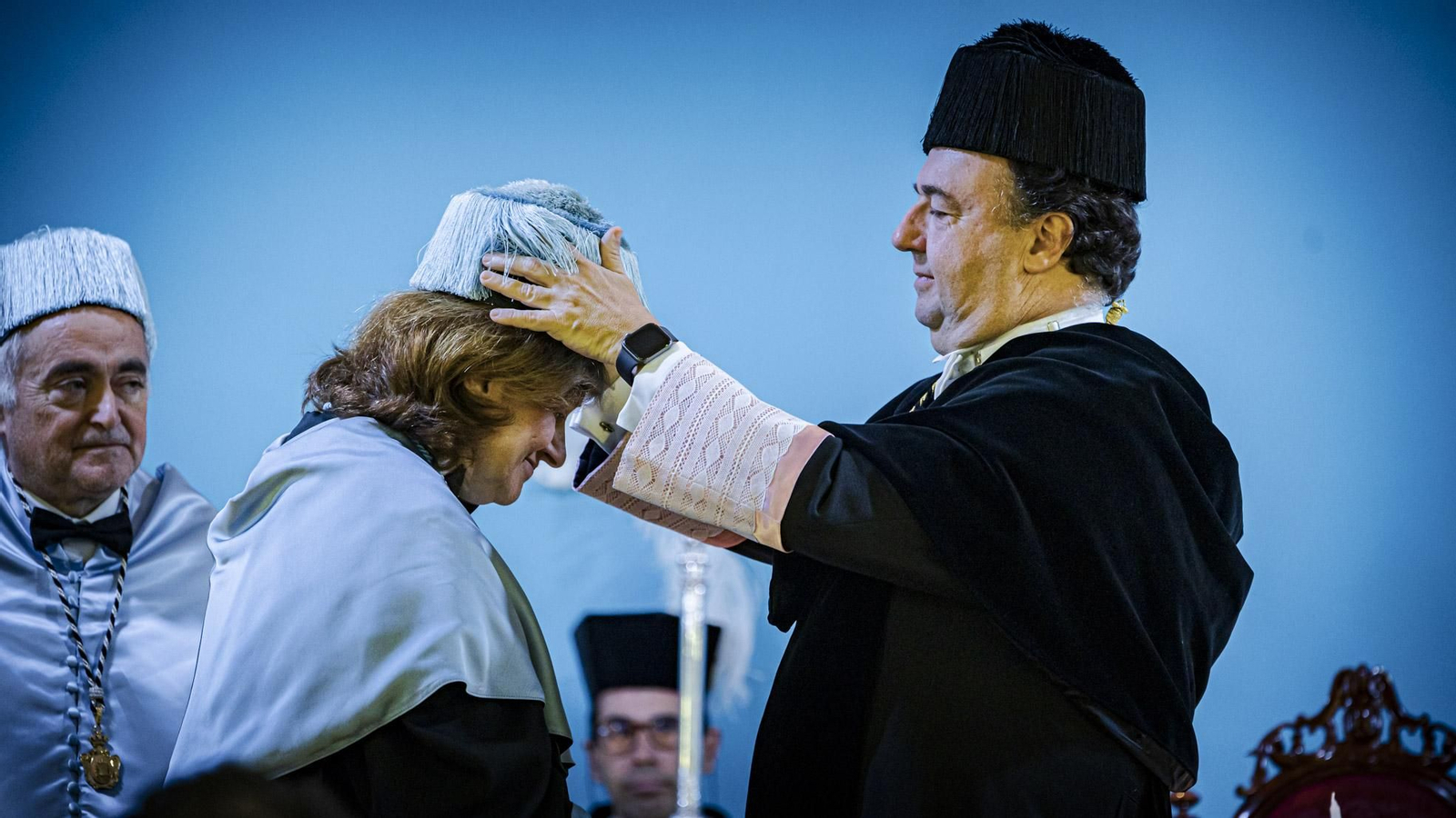 Las mejores imágenes del acto de investidura de doctorados por la UCA