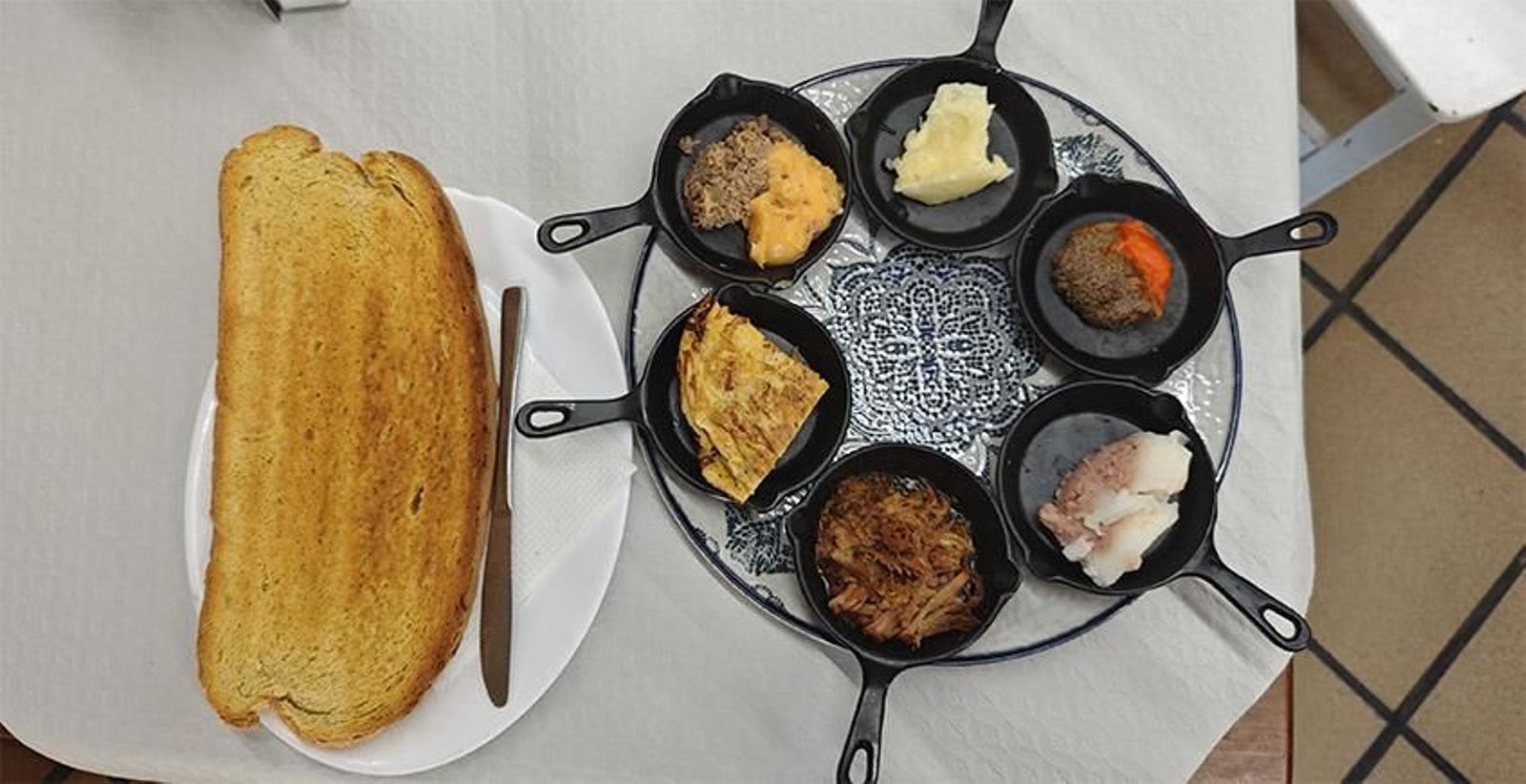 Un desayuno de la Venta El Faisán.