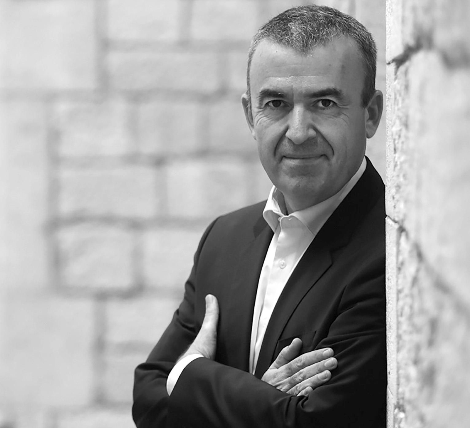 Lorenzo Silva es un enamorado de la provincia de Almería.