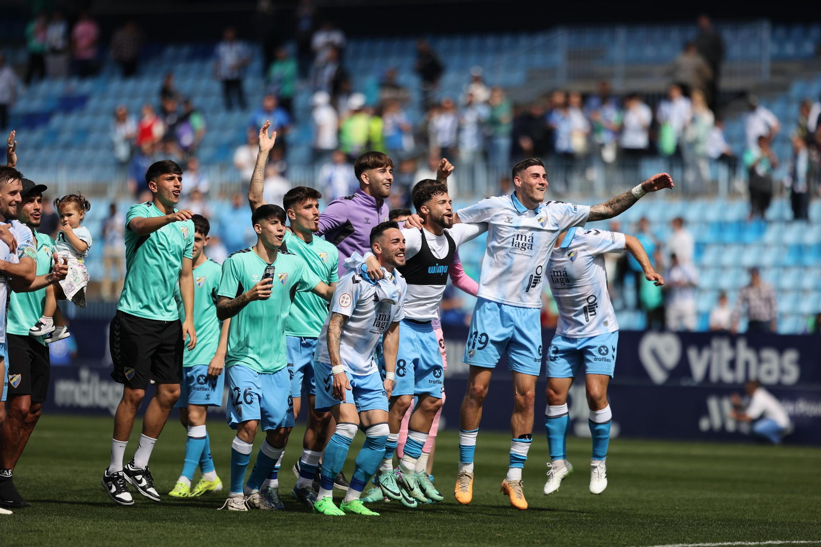 La fiesta final en La Rosaleda, en fotos