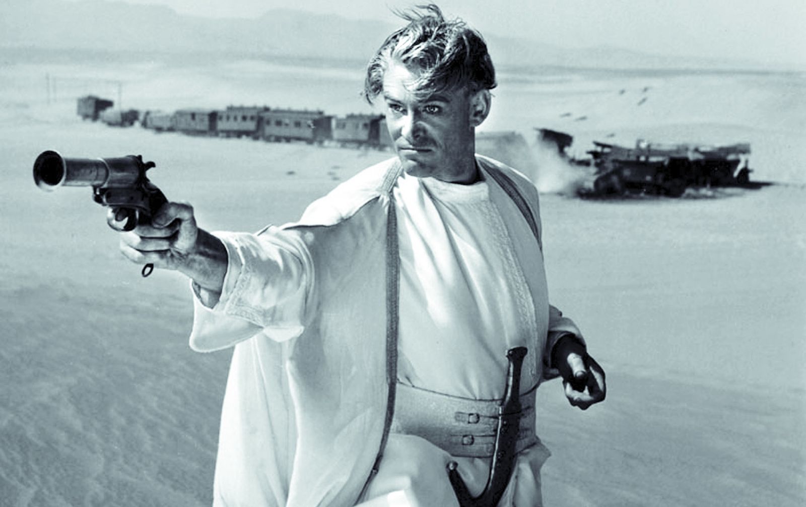 El actor Peter O'Toole en el rodaje de la película 'Lawrence de Arabia', en las Dunas de Cabo de Gata.