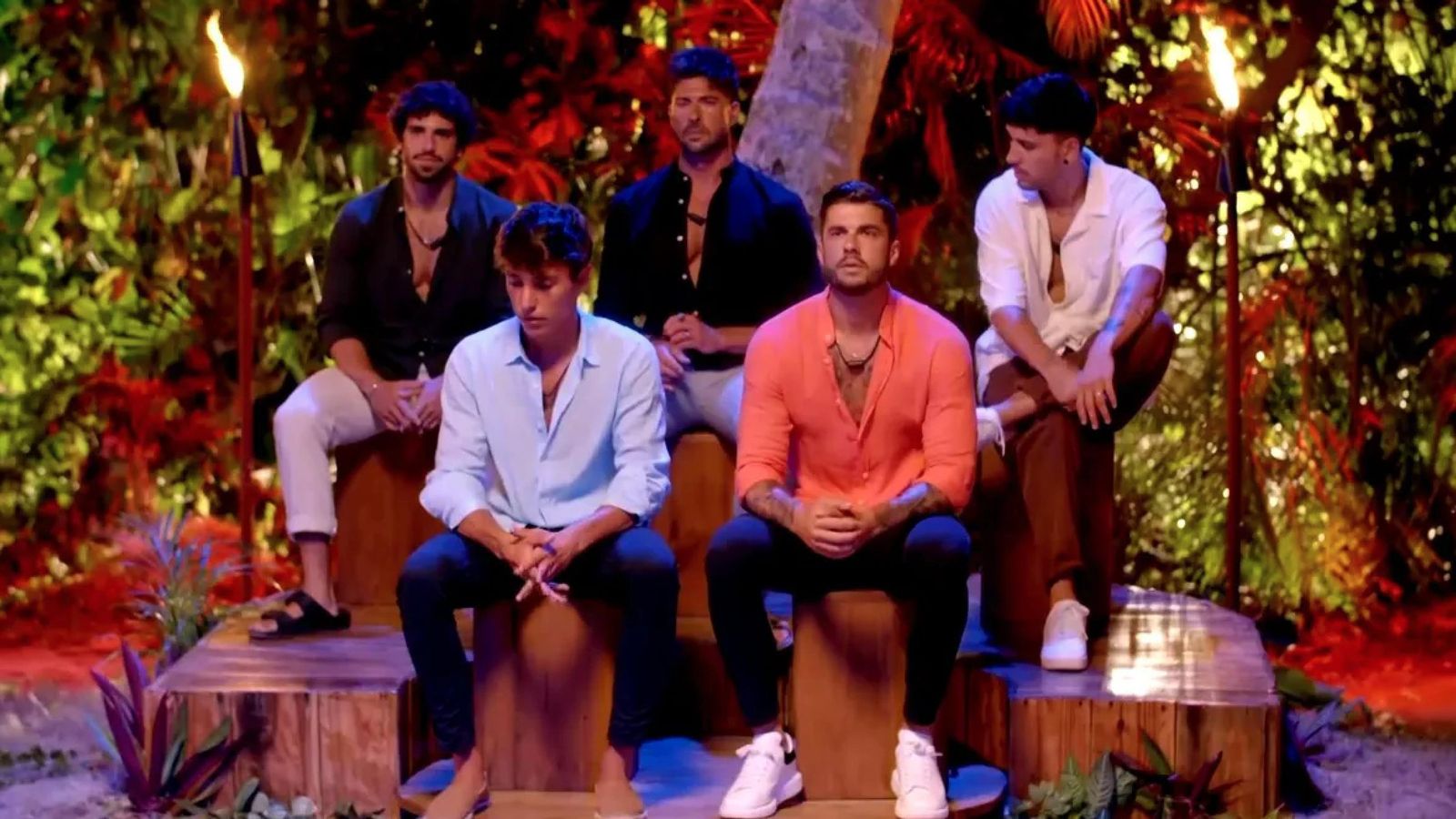 Los chicos se enfrentan a su primera hoguera en 'La Isla de las Tentaciones'