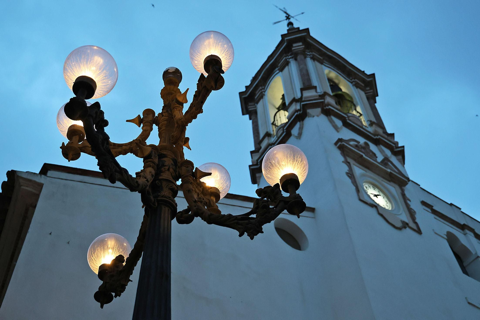 Las imágenes más destacadas del viernes 29 de marzo en Huelva