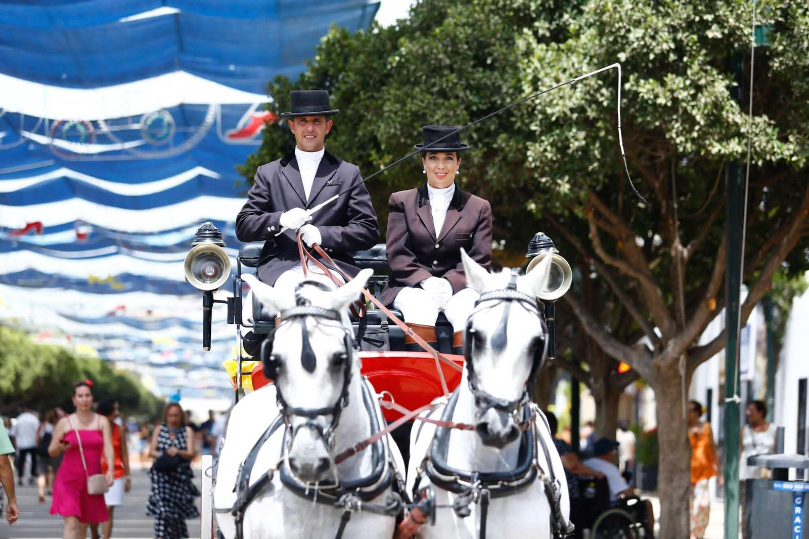 El Cortijo de Torres, la feria  que no descansa de noche ni de día