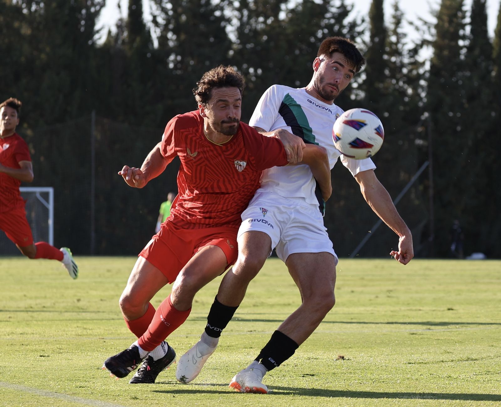 El amistoso entre el Sevilla FC y el Córdoba CF, en imágenes
