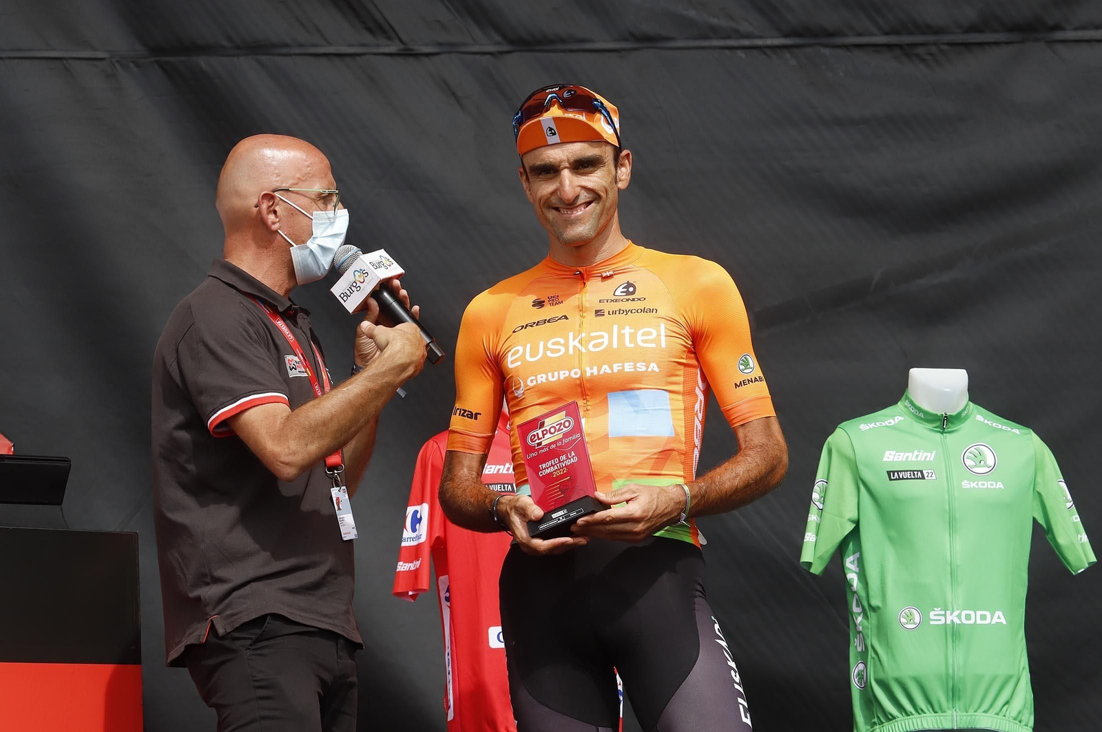 Imágenes de la Vuelta Ciclista a España en su salida desde Aracena en la 17ª etapa