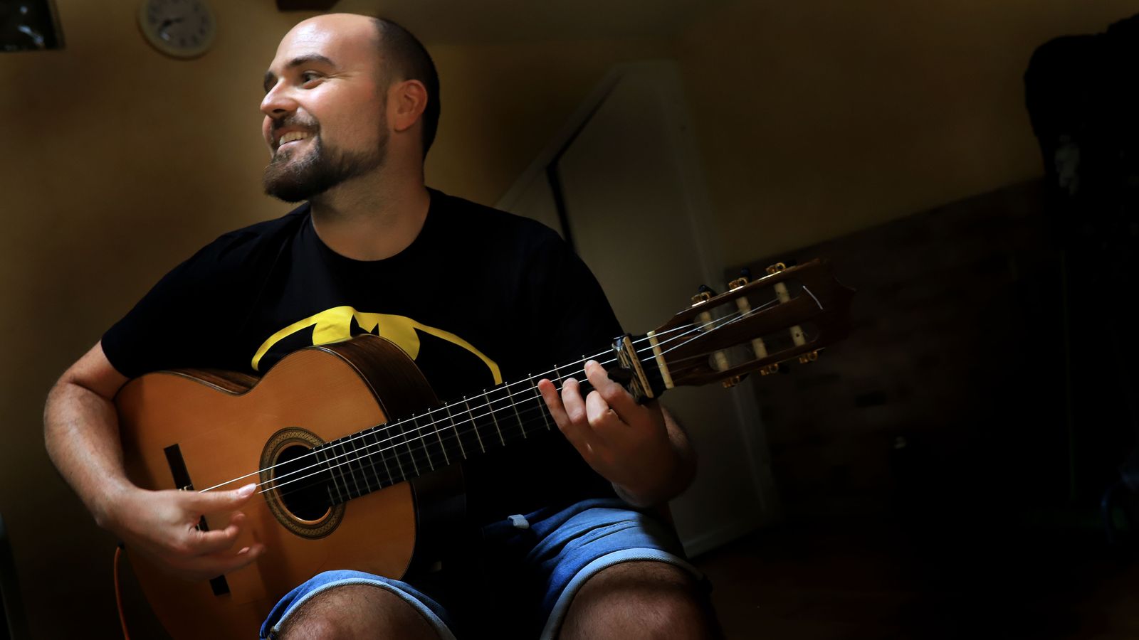 Santiago Lara, durante uno de los ensayos previos a la presentación del disco.