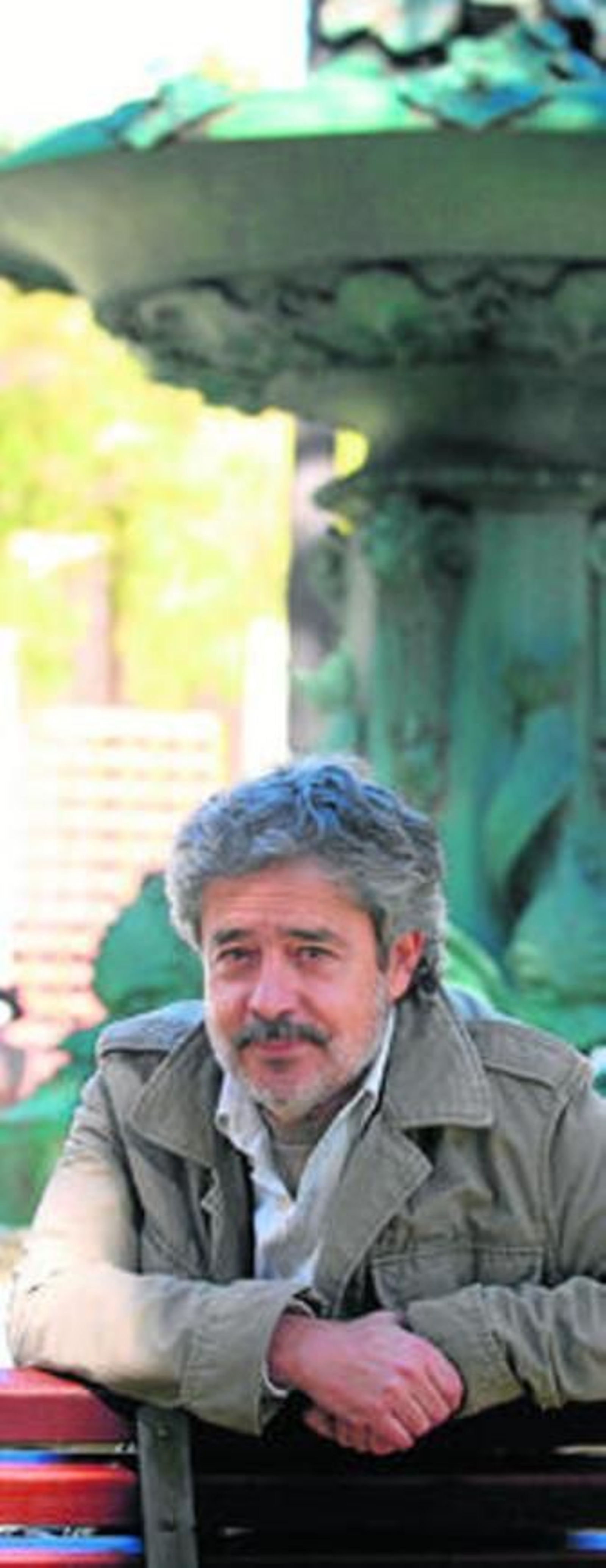 Carlos Iglesias, ayer en los jardines de la Casa Colón.