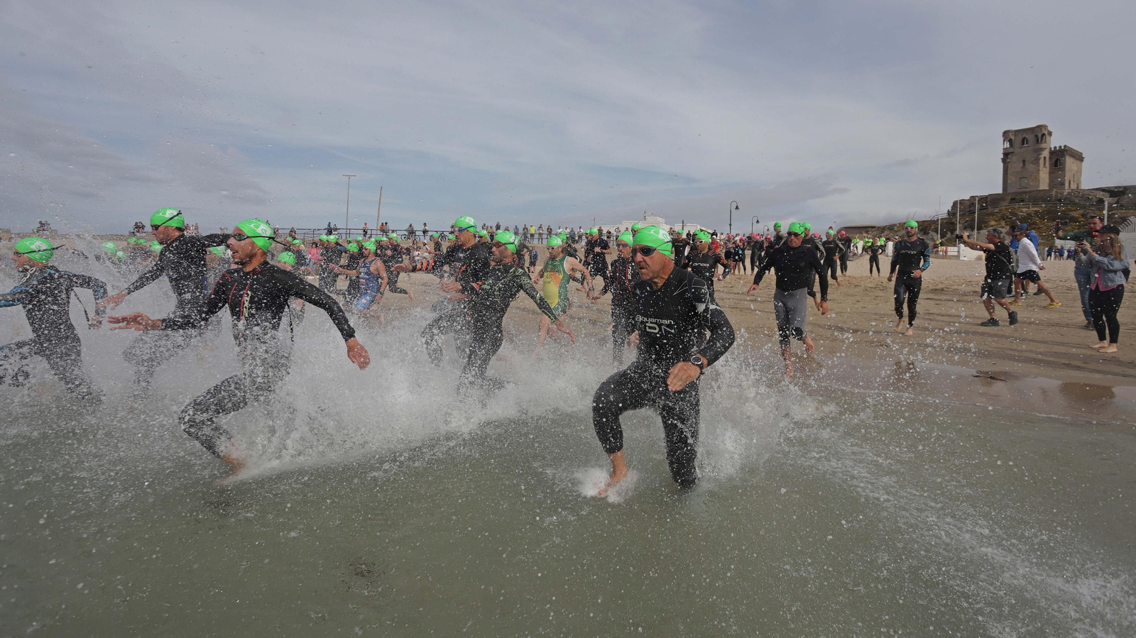 Fotos del I Triatlón Cros del Viento en Tarifa
