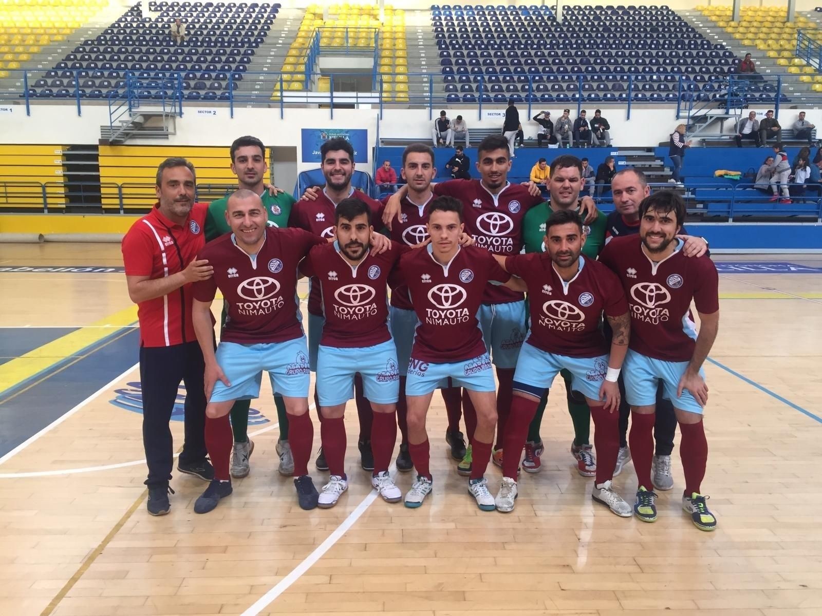 Formación del Xerez DFC Toyota Nimauto en su visita al Melistar.