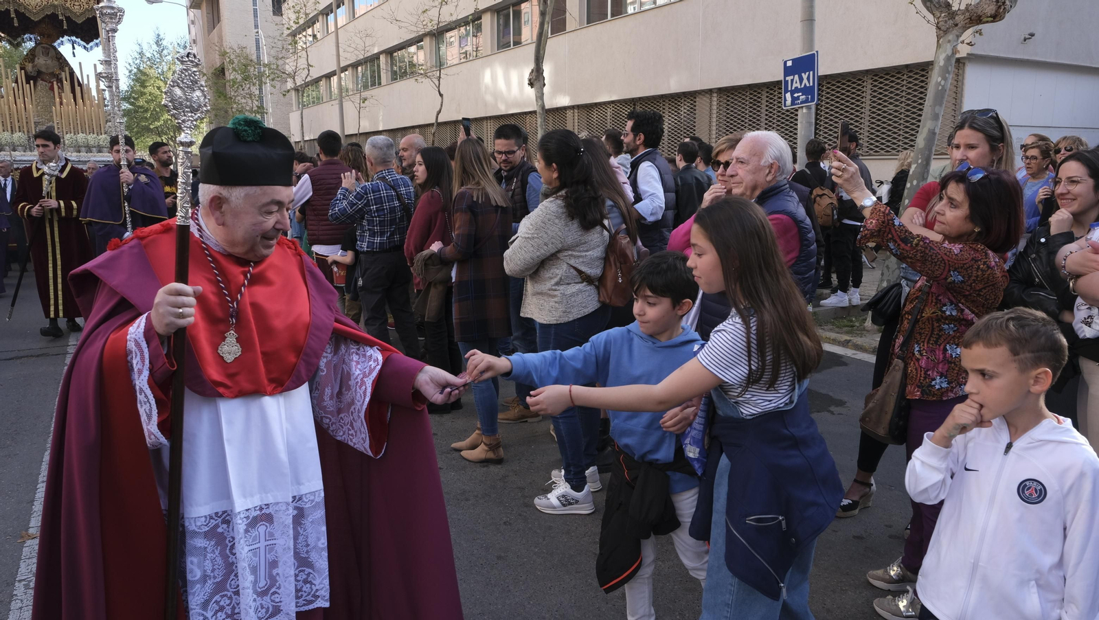 La procesión de Pasión en Almería, en imágenes