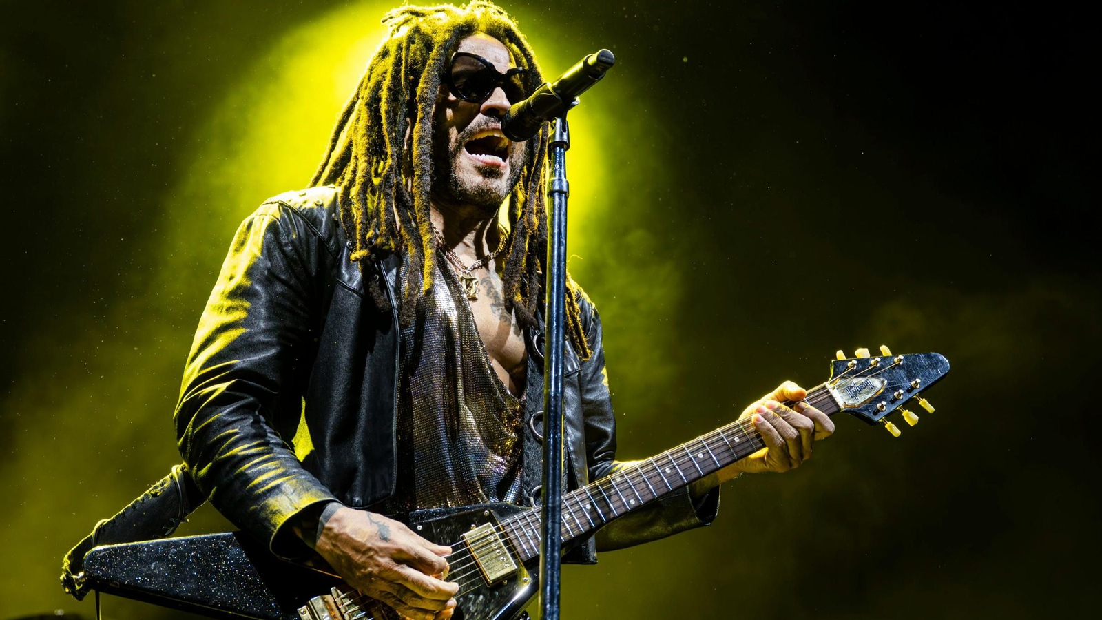 Lenny Kravitz durante un concierto