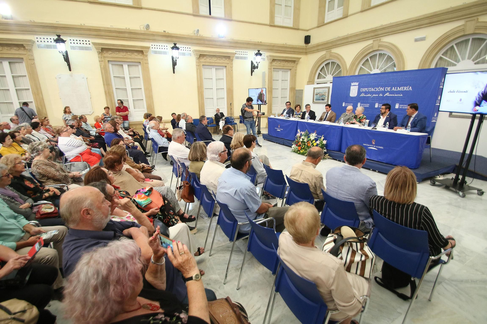 Fotogalería homenaje al pintor Julio Visconti