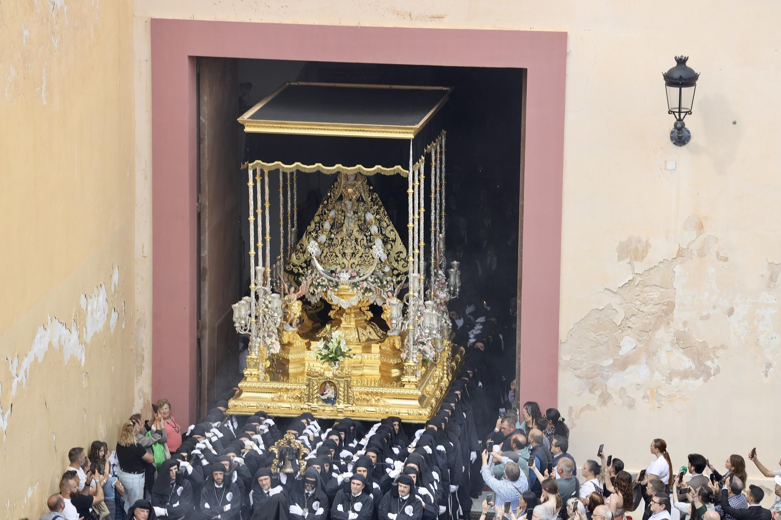 Las fotos de Dolores del Puente el Lunes Santo en Málaga