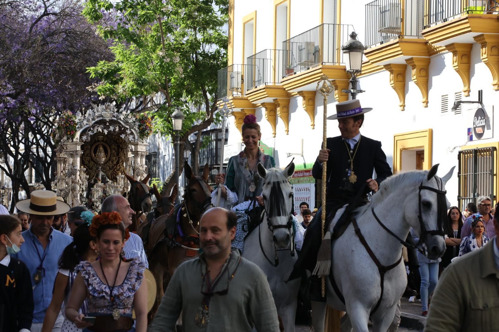 La salida de la Hermandad del Rocío de Jerez, en imágenes