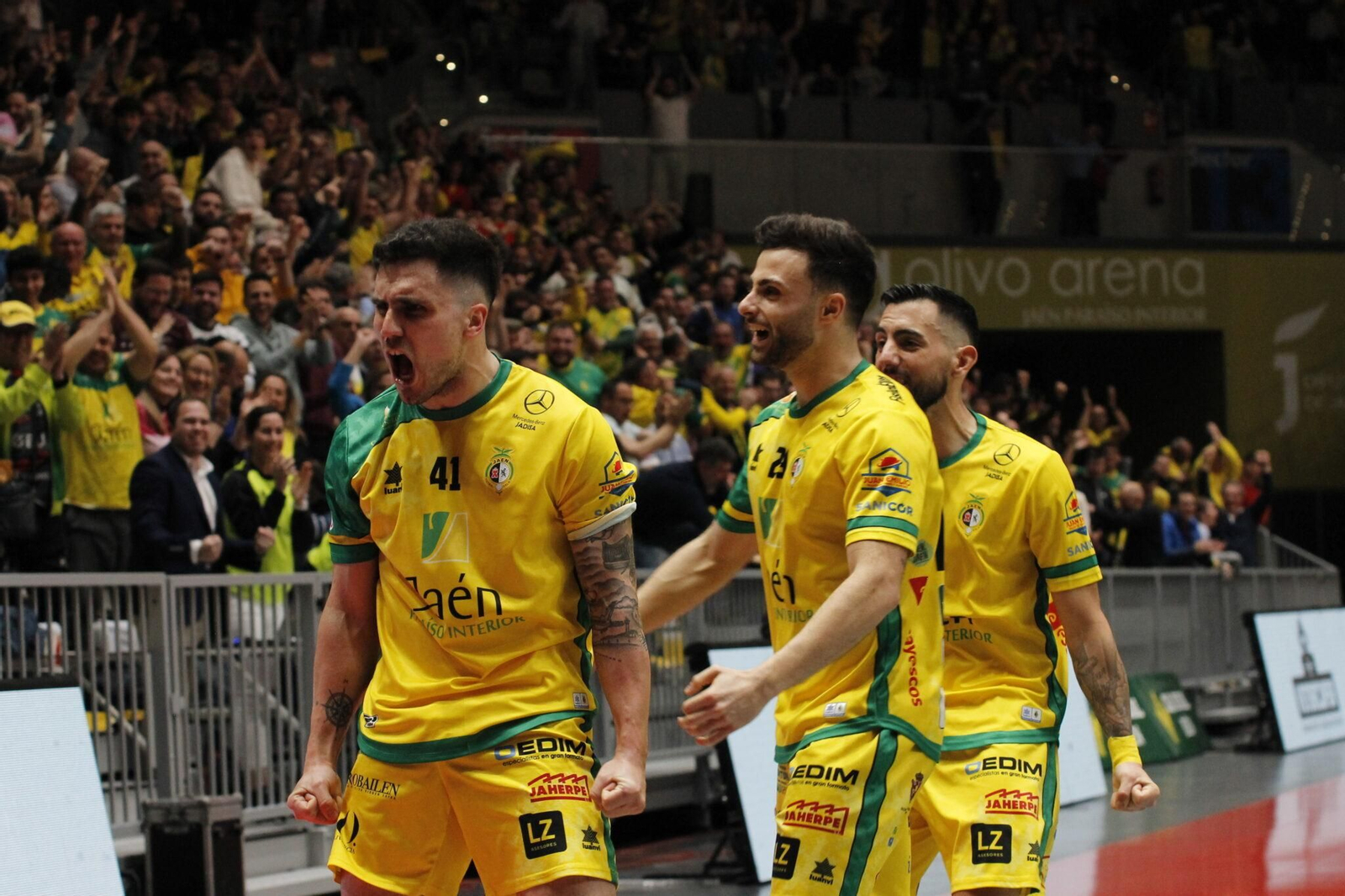 Mati Rosa celebra el gol de la victoria del Jaén Paraíso Interior FS. Mati Rosa celebra el gol de la victoria del Jaén Paraíso Interior FS.