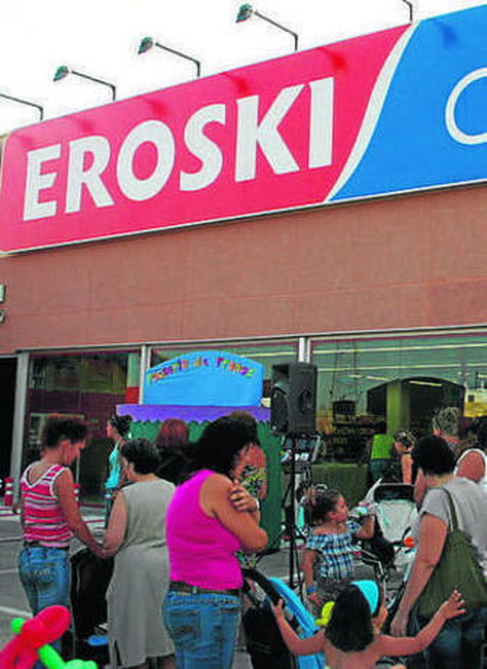 Supermercado Eroski.