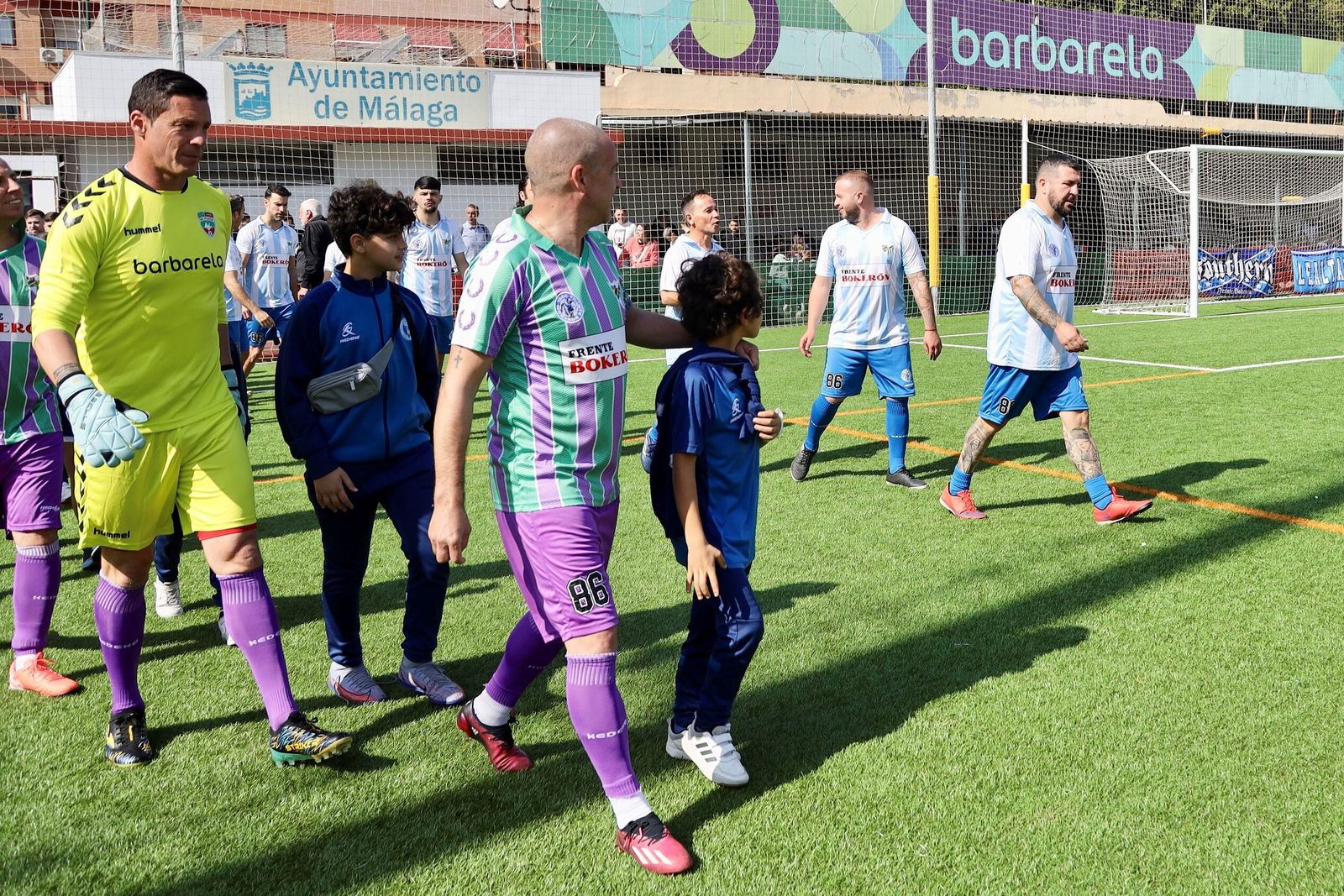 Leyendas del Málaga CF se reúnen en el césped