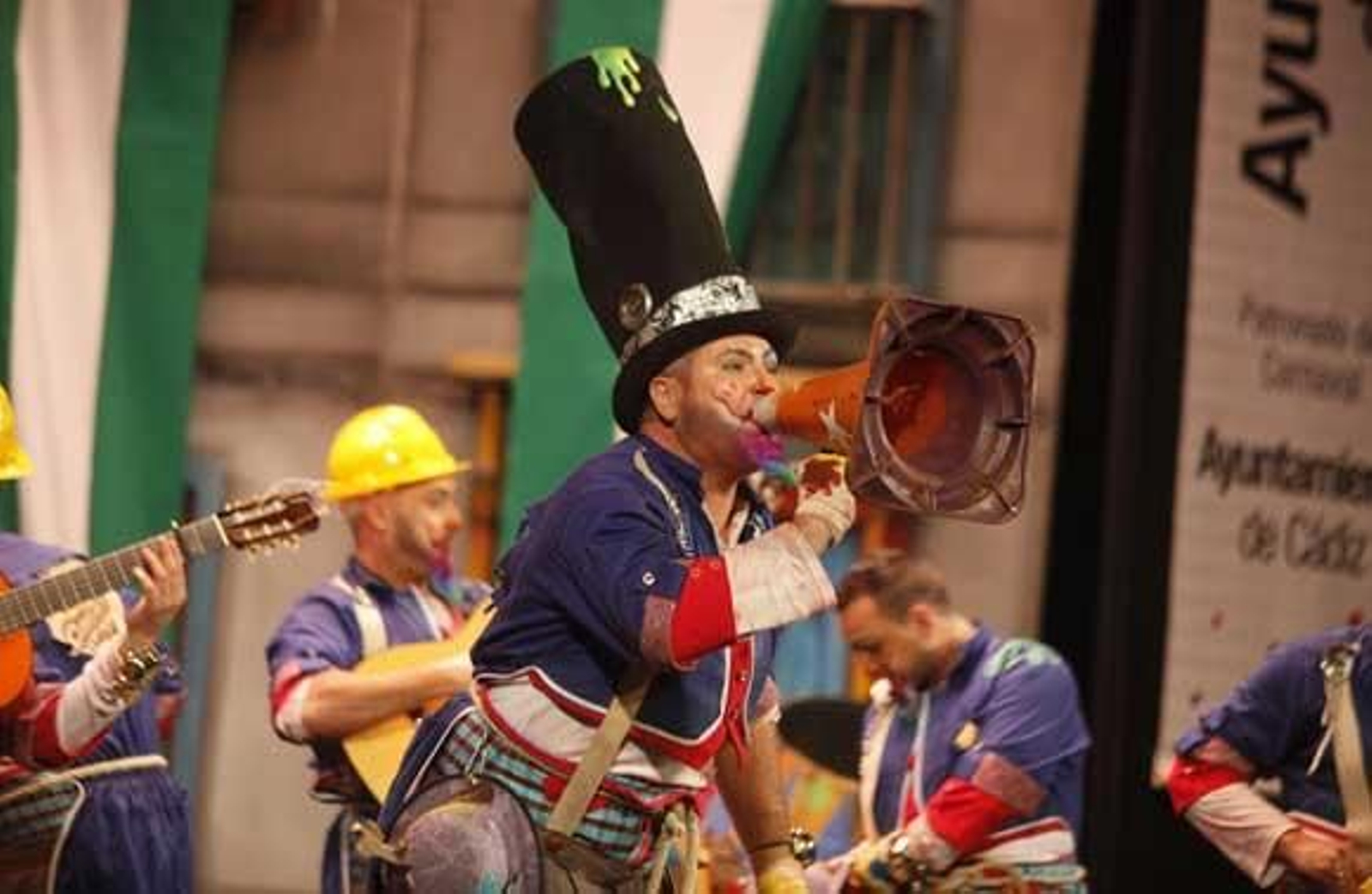 Comparsa 'Los currelantes' (2º premio)

Foto: Julio Gonzalez-Jesus Marin-Lourdes de Vicente