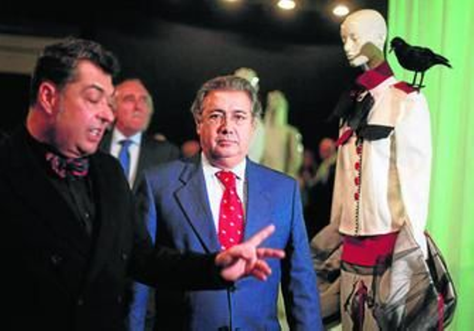 Zoido culmina el proceso de unión de las empresas municipales en un 'holding'