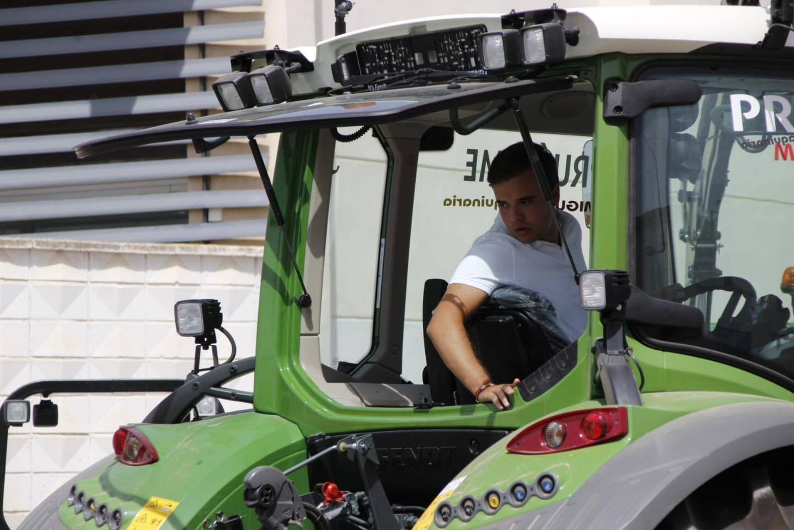 El concurso de manejo de tractor con remolque de Hinojosa del Duque, en imágenes
