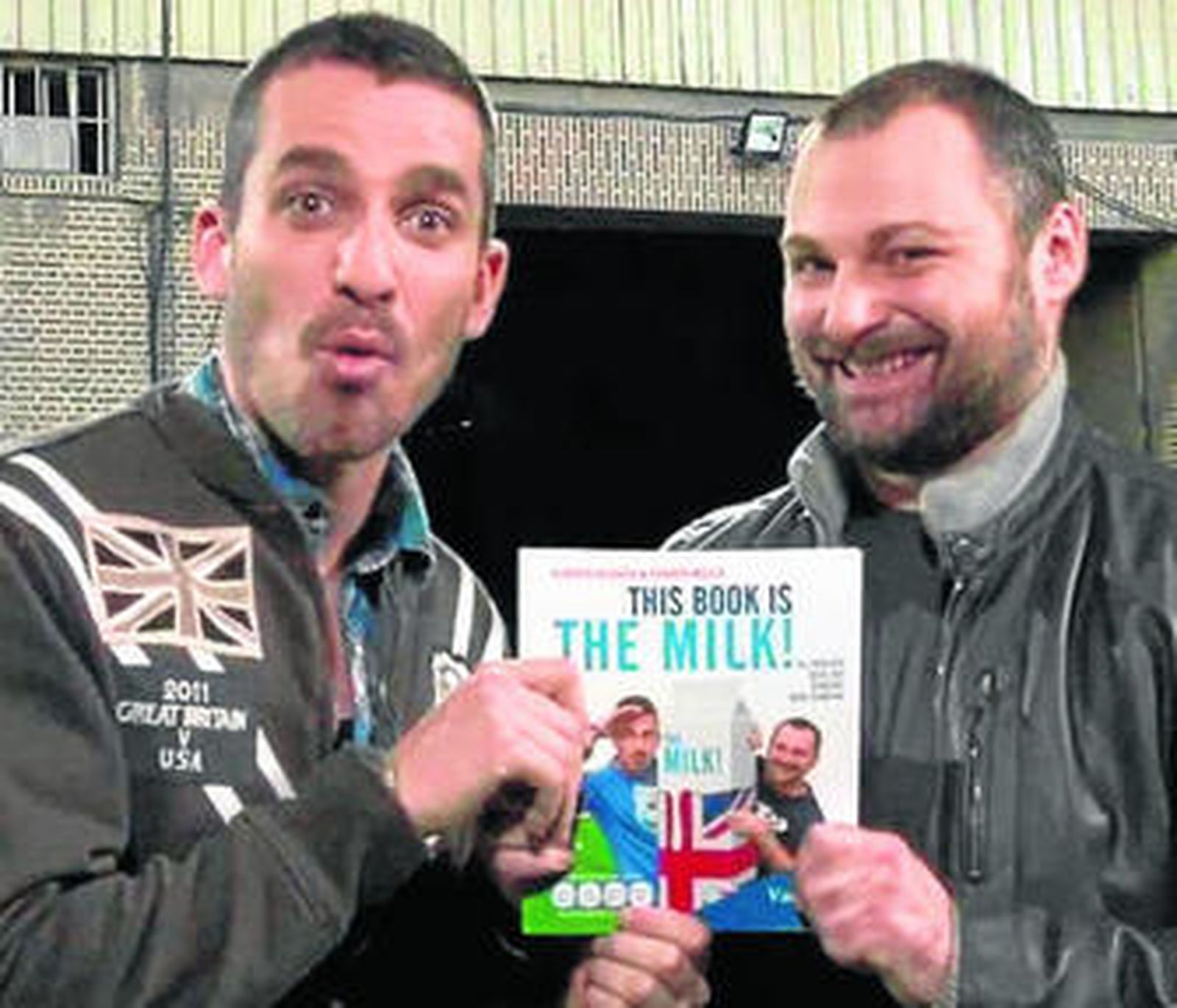 Los autores del libro enseñan inglés a través de trucos, bromas e incógnitas.