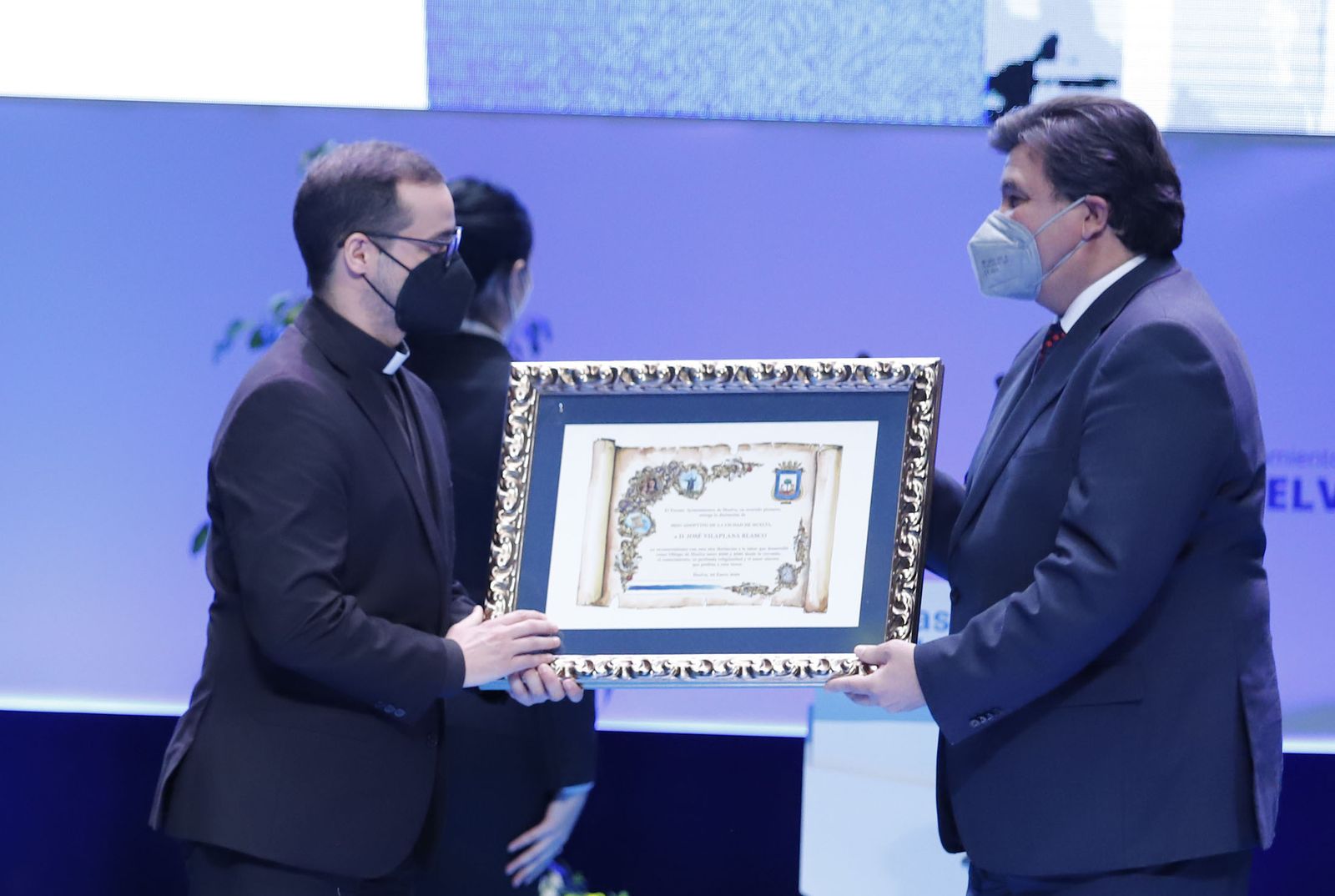 Imágenes de la entrega de Hijo Predilecto y de Hijos Adoptivos de Huelva