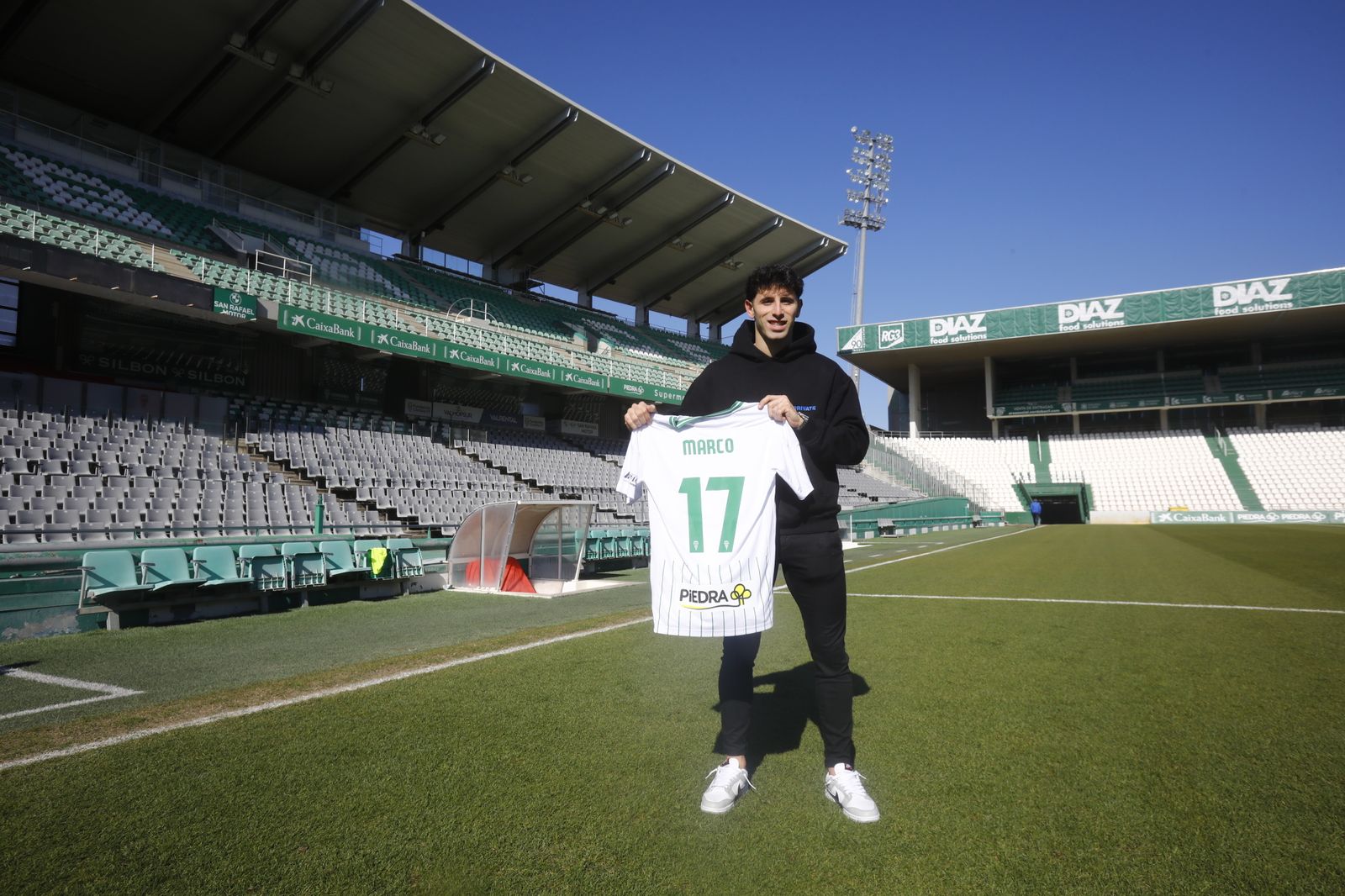 La presentación de Marco Camus en el Córdoba CF, en imágenes