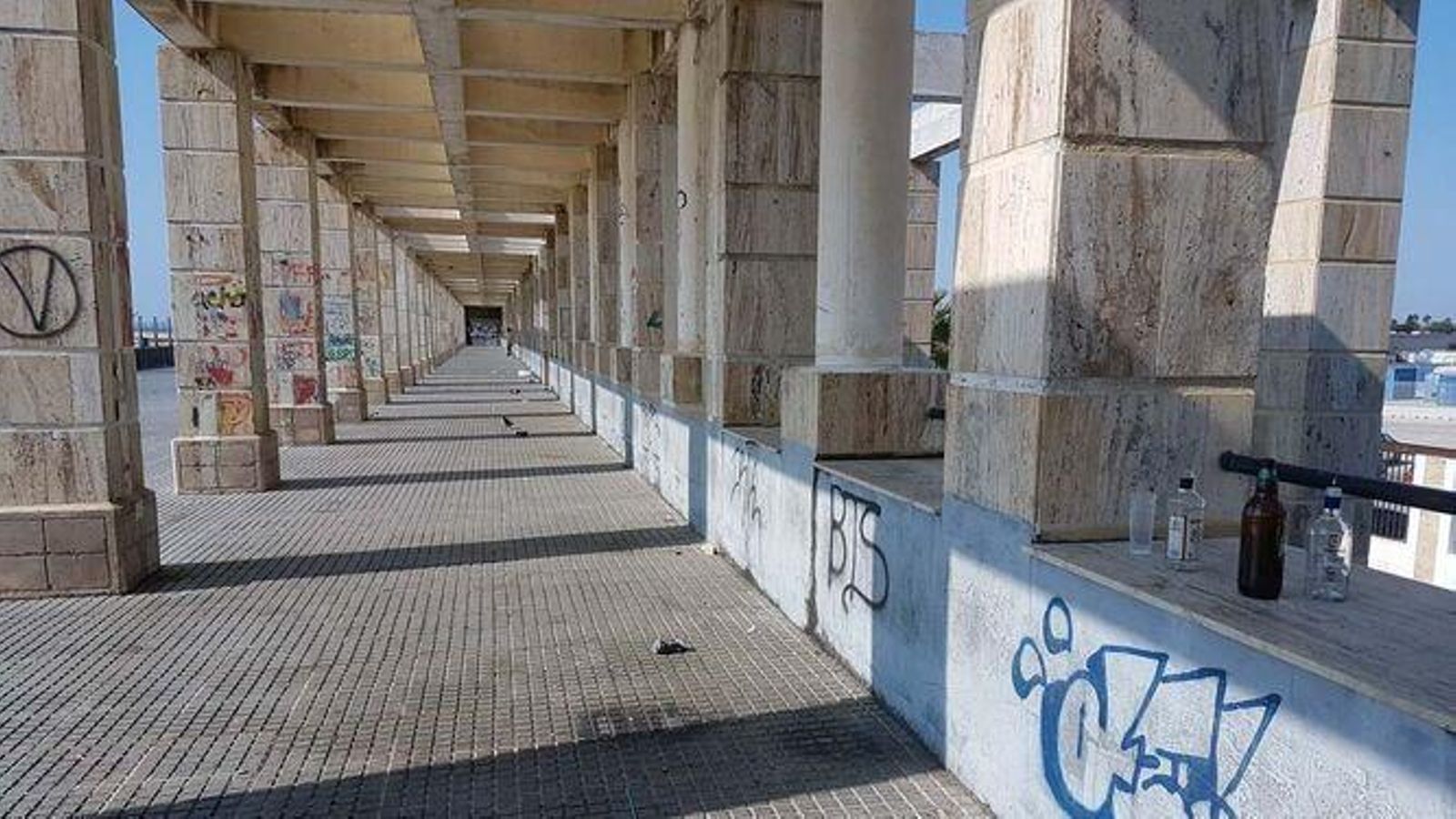 Paseo superior de la Punta de San Felipe de Cádiz