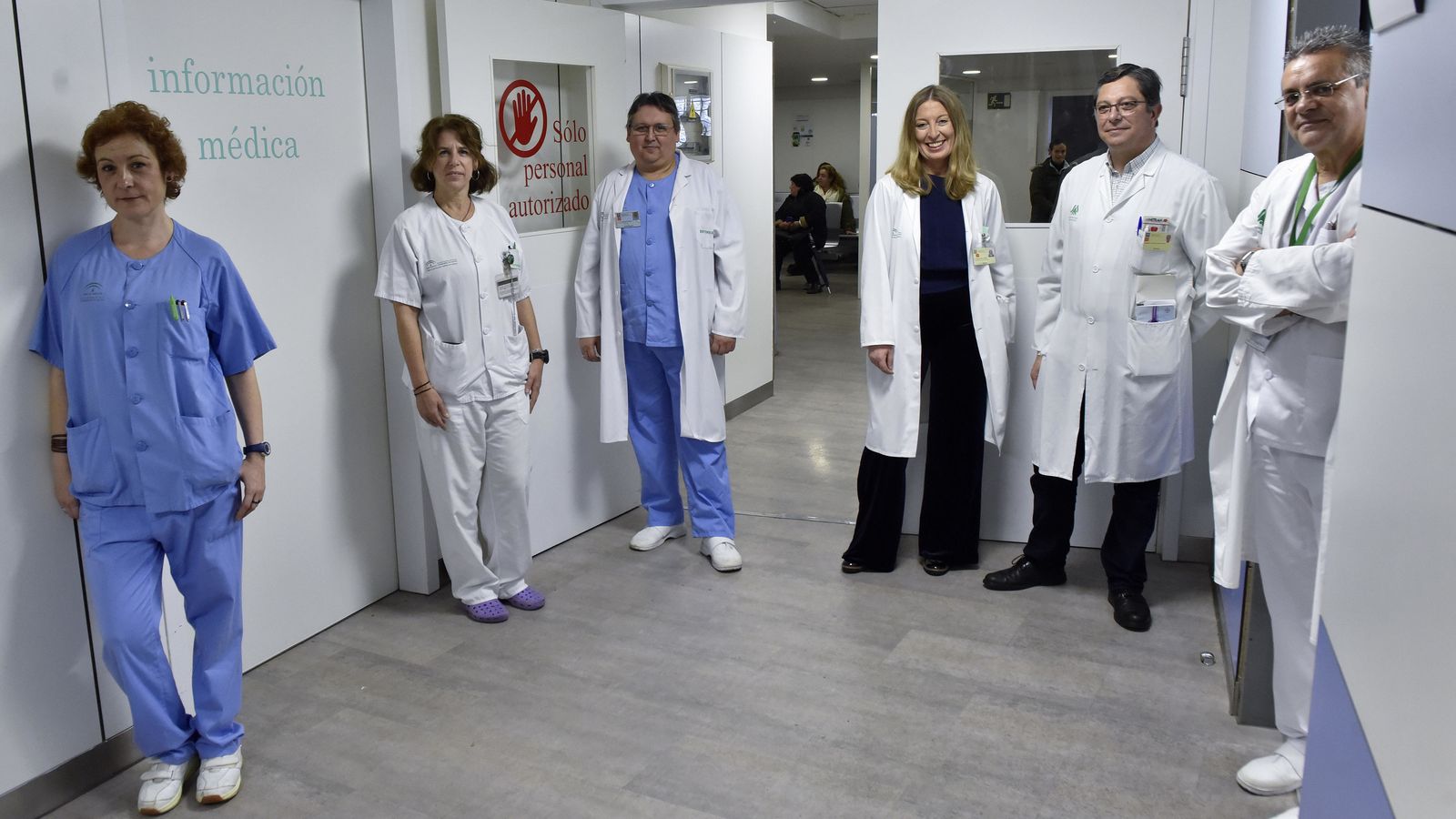 Luisa Undabeyta, Olga Puente, Antonio Pérez, Carmen Navarro, Manuel Garrido y José Aguilar.