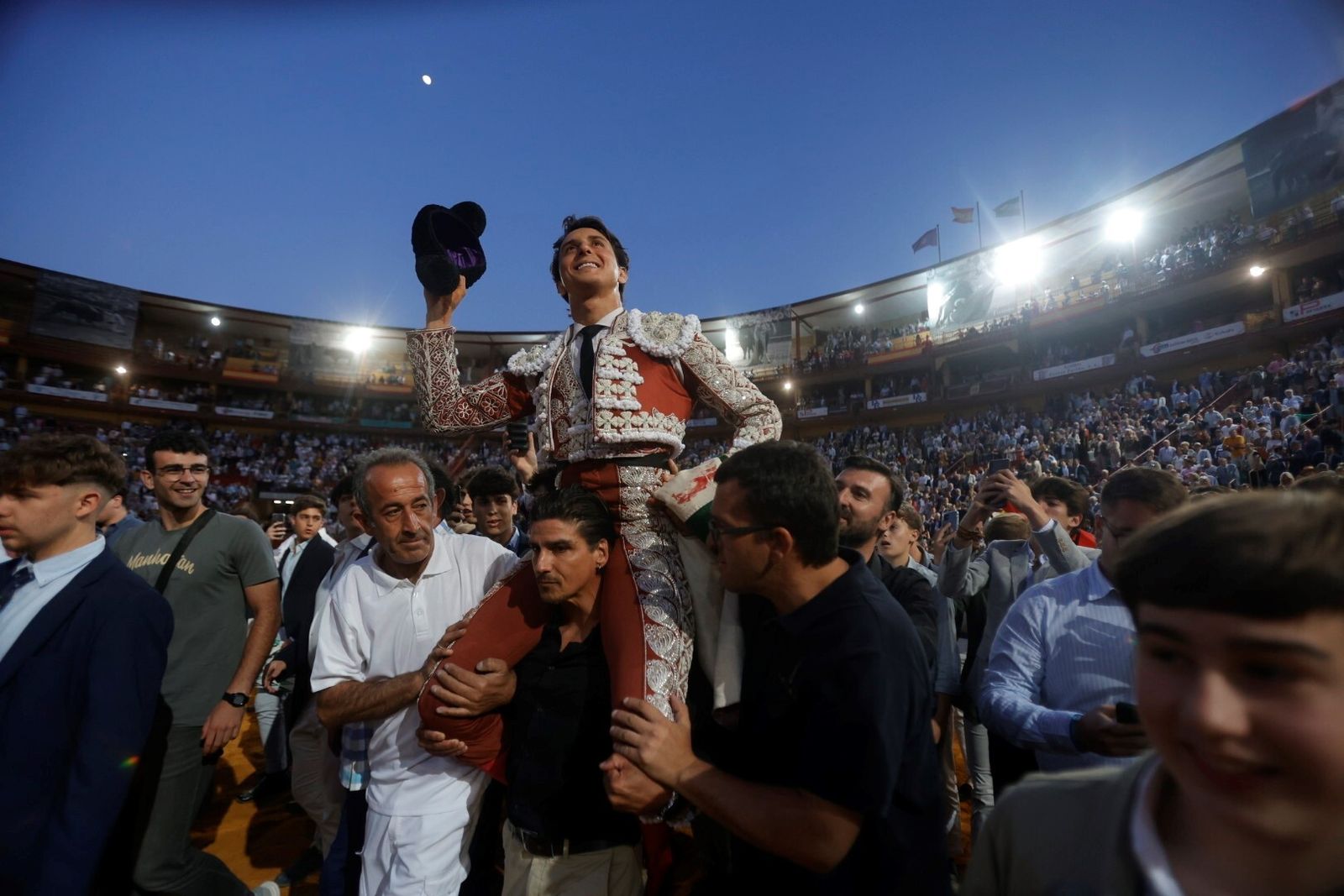 Las mejores fotos de la corrida de Morante, Ortega y Roca Rey en la Feria Taurina de Córdoba