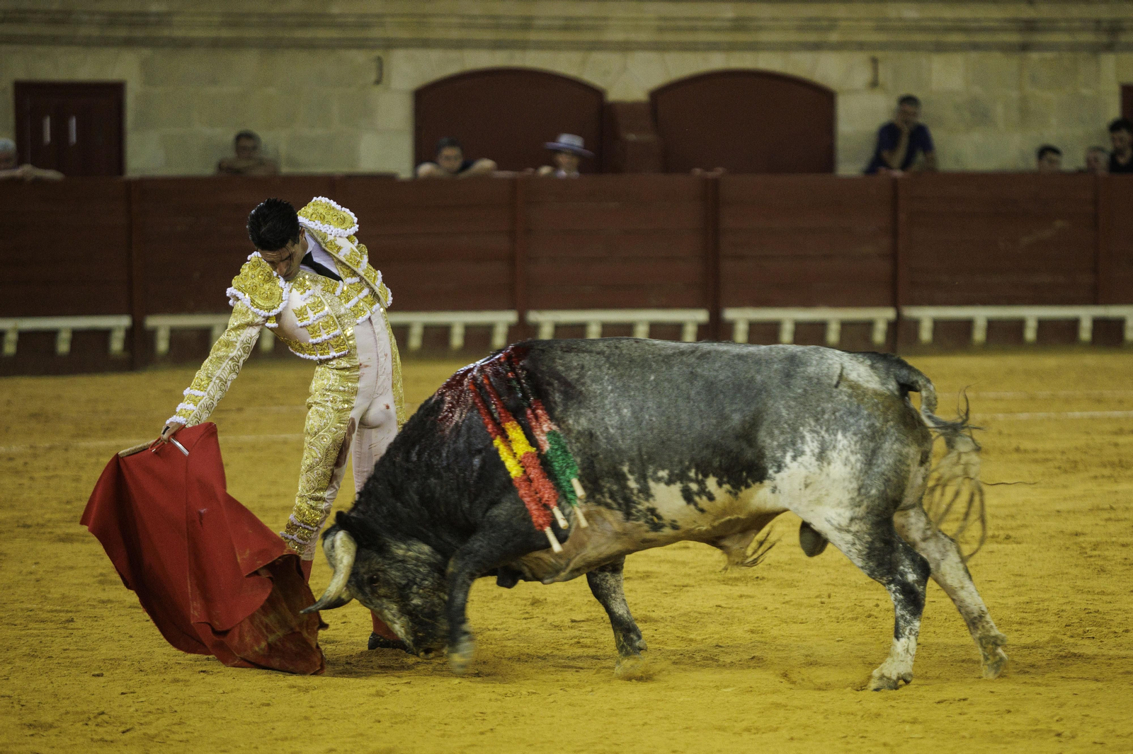 Las imágenes de la tarde de toros del domingo en El Puerto
