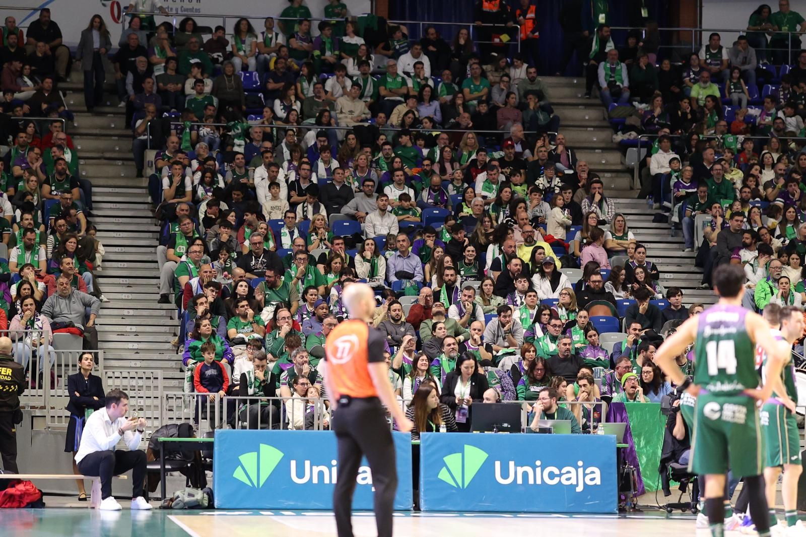 El Unicaja-Covirán Granada, en fotos