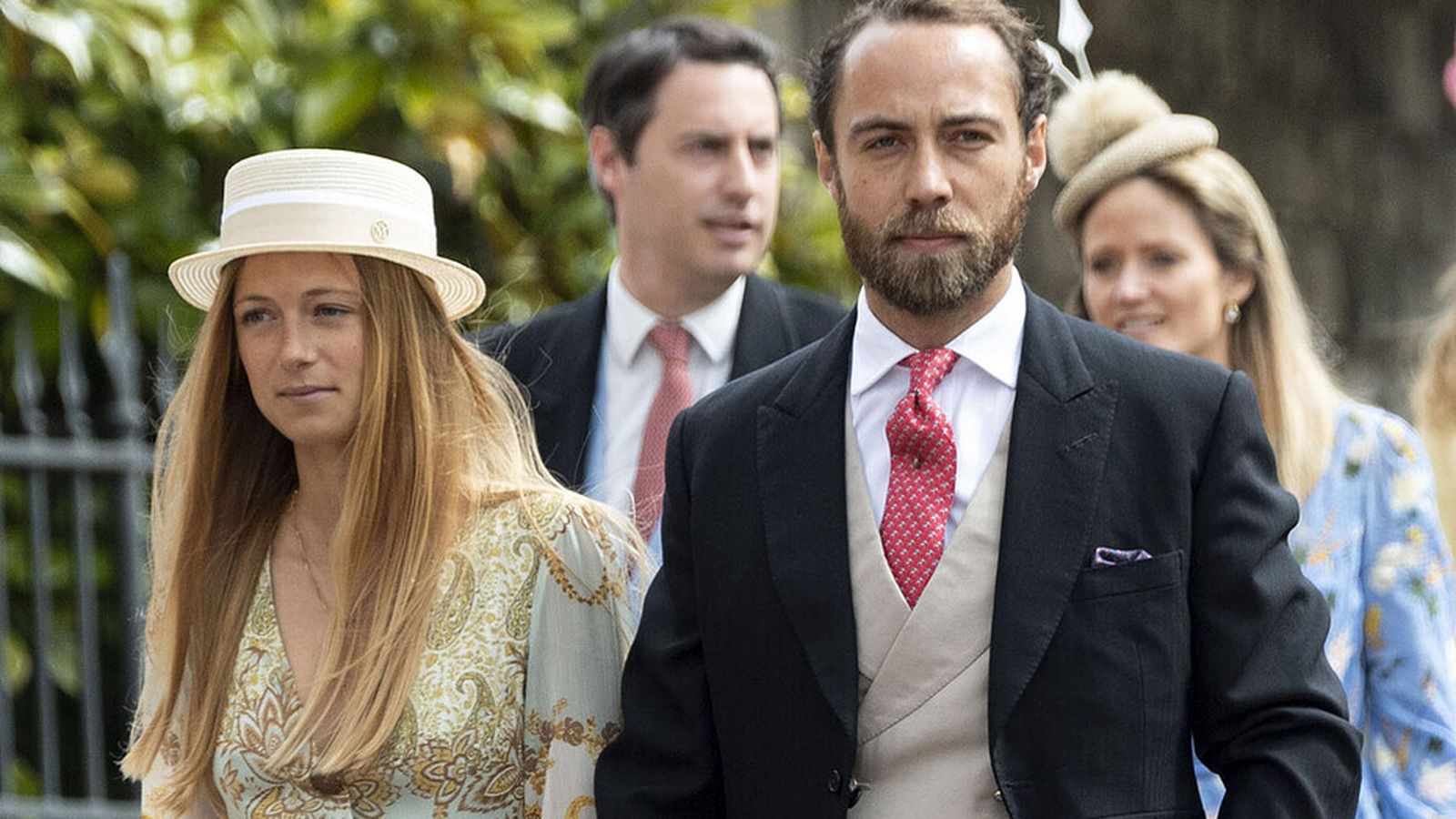 James Middleton y Alizée Thevenet, un enlace cercano a la familia real británica.