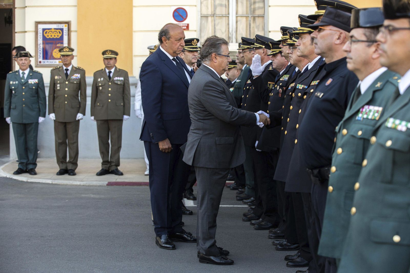Condecoración de Interior al policía muerto en Valencia