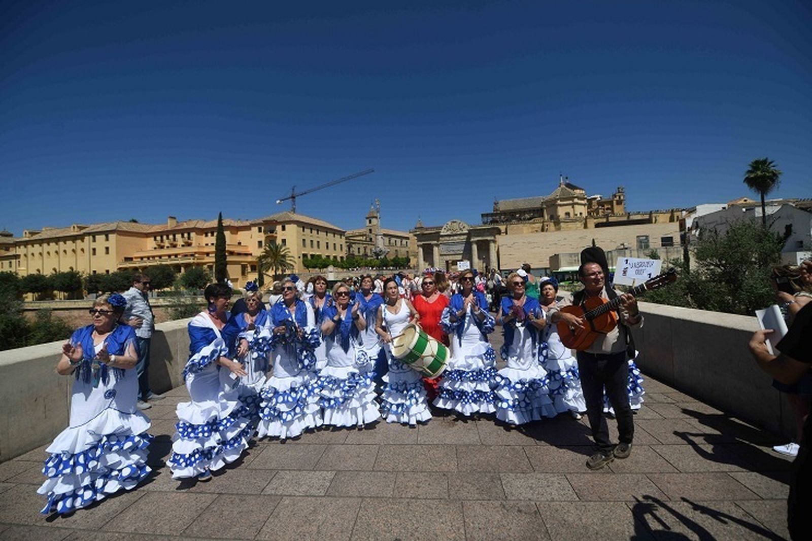 Integrantes del coro La Alegría de la Viñuela