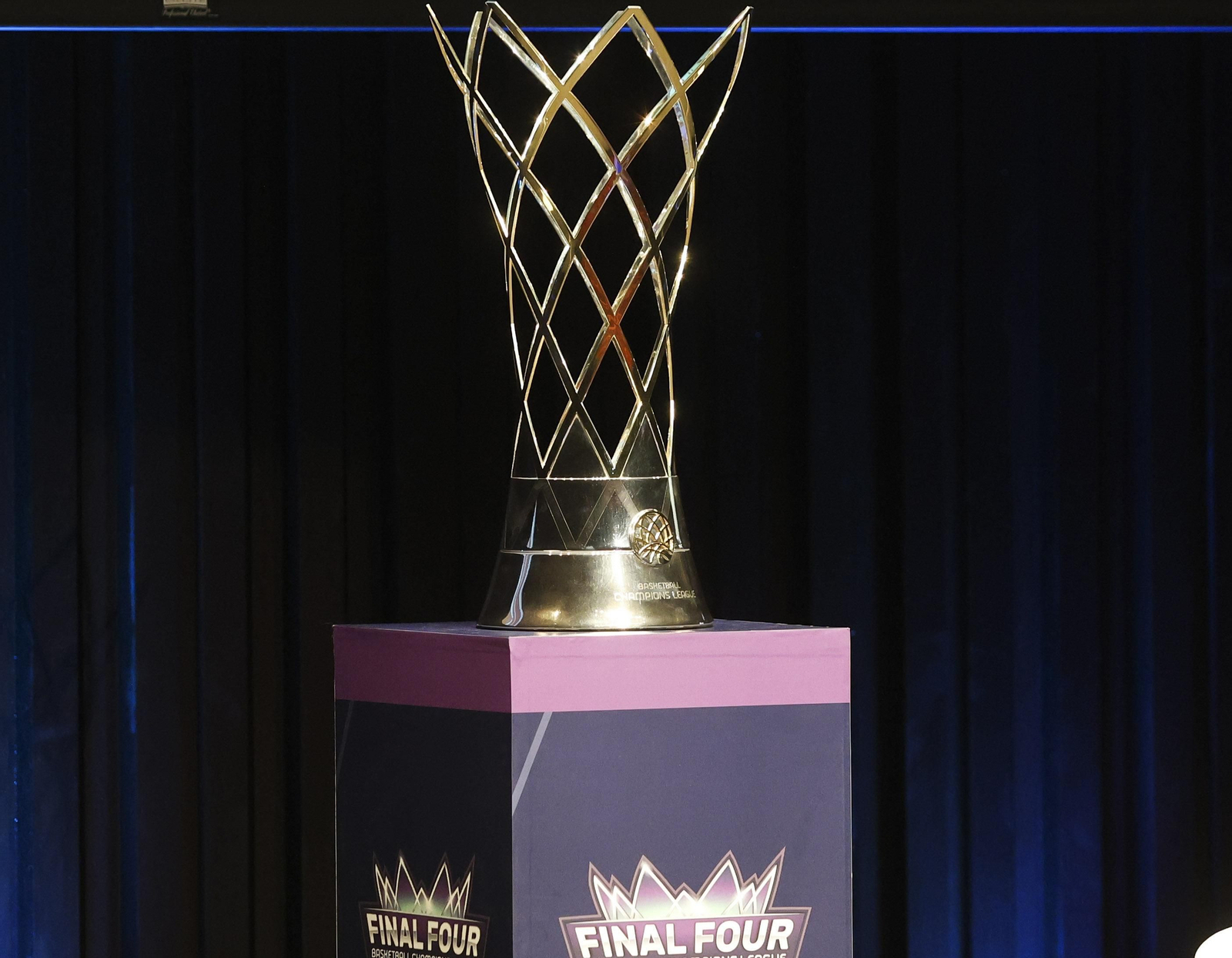El sorteo de la Final Four de la BCL en Málaga, en fotos