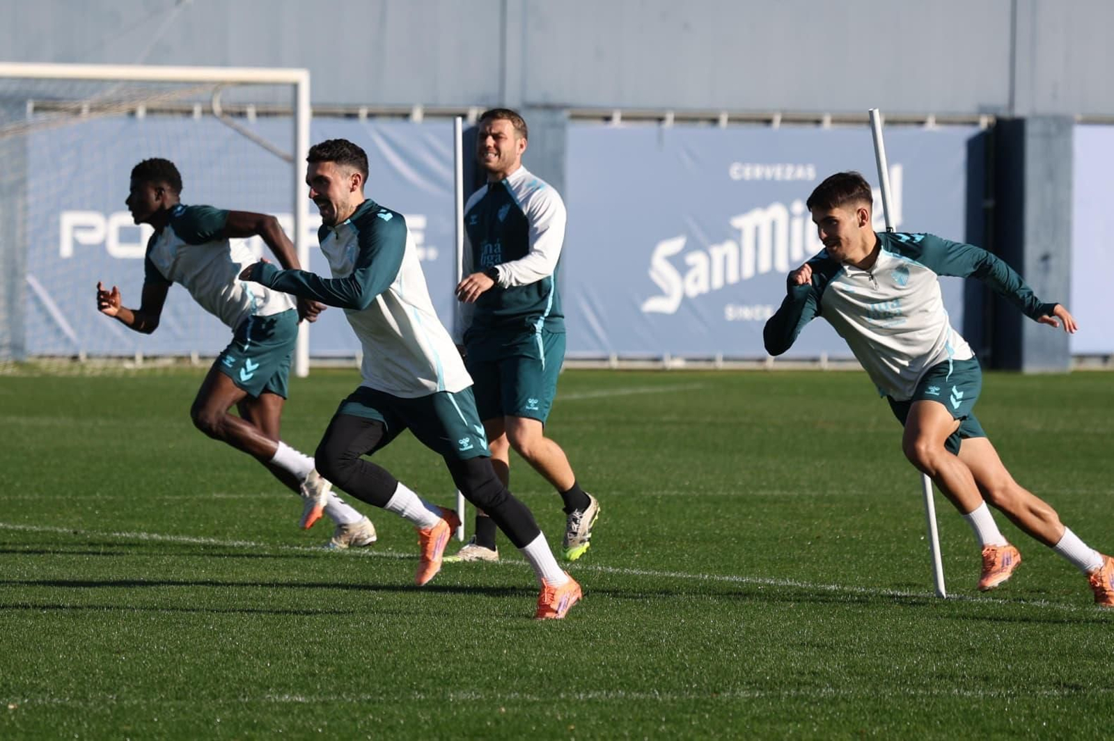 El Málaga CF-Almería ya se juega en el Anexo