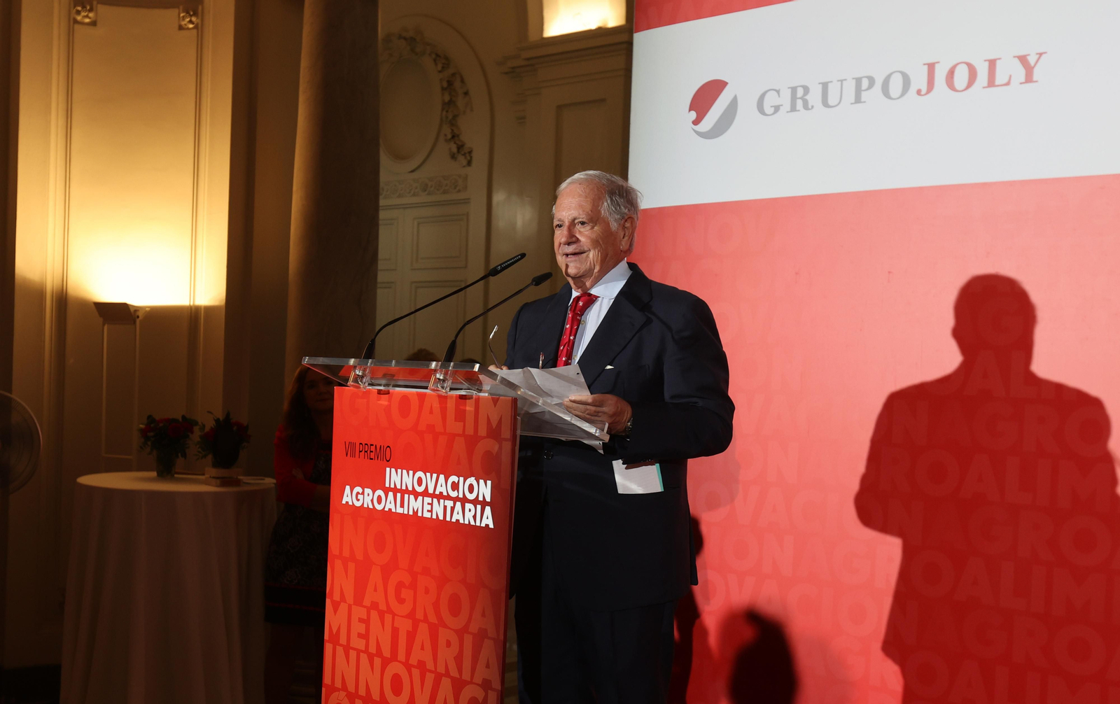 Las mejores imágenes de la entrega del VIII premio agroalimentario Banco Santander a José Gandía