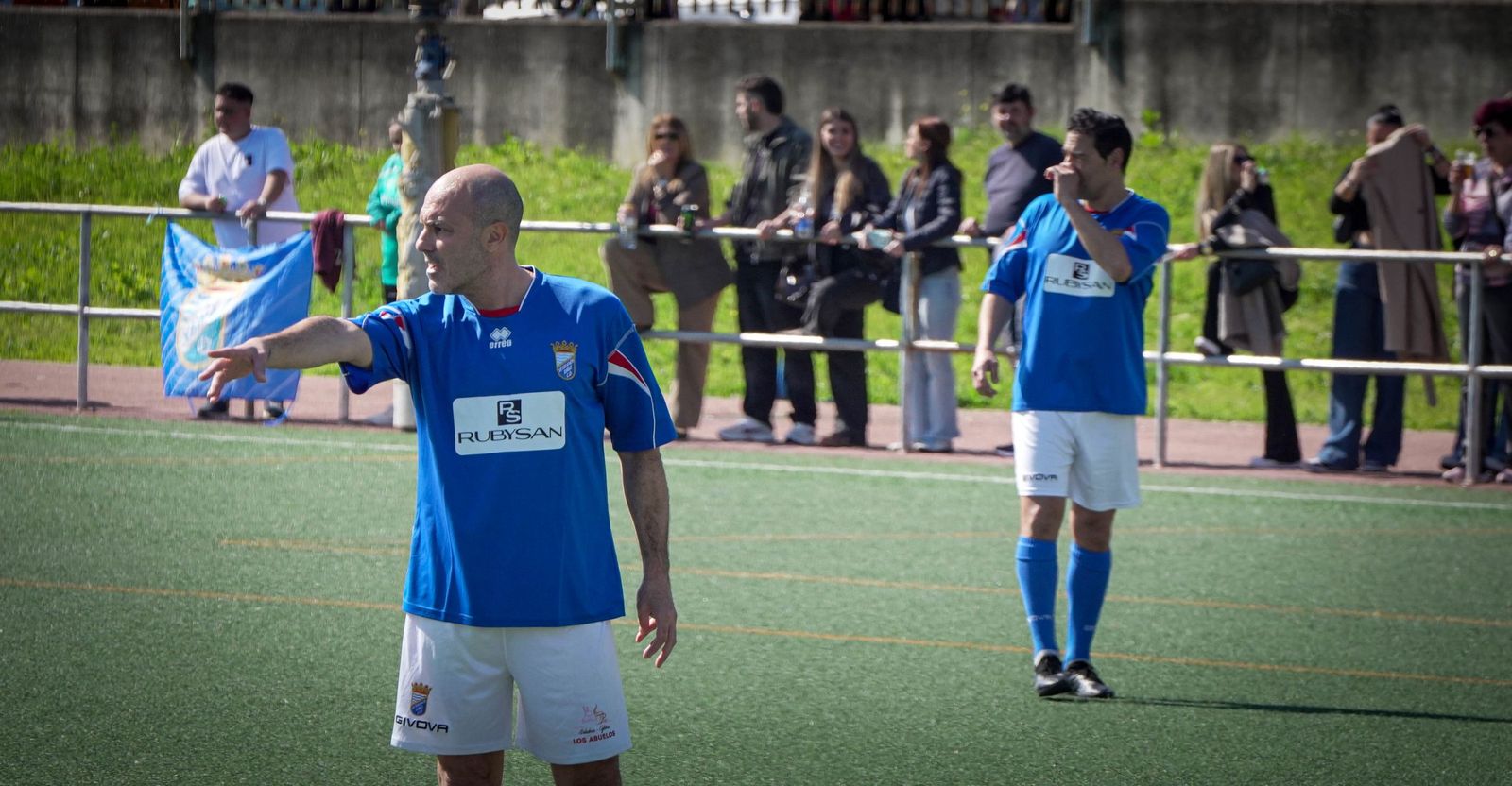 Imágenes del partido de Veteranos del Xerez CD y el Betis